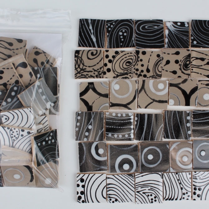Materials / Patterned Tiles / Cold colors / Black and White Pack